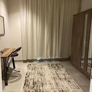 تحقق من التوفر